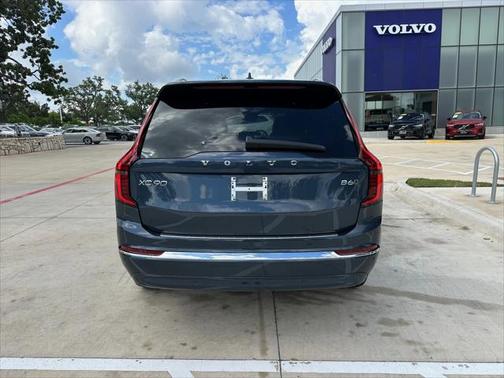 2025 Volvo XC90 B6 Plus 7-Seater