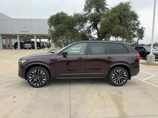 2026 Volvo XC90 B6 Ultra Dark Theme 7-Seater