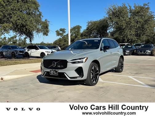 2026 Volvo XC60 B5 Plus