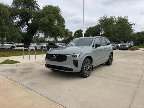 Vapour Grey Metallic 2026 Volvo XC90 Ultra Dark Theme, B6 AWD Gas (mild hybrid), Gasoline, 6 Seats