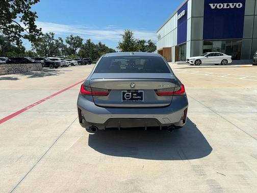 2024 BMW 330 i