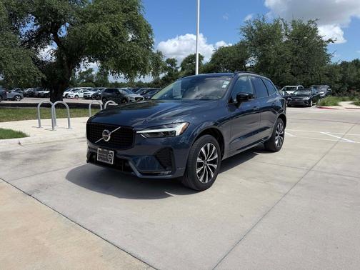 Denim Blue Metallic 2024 Volvo XC60 B5 Core Dark Theme