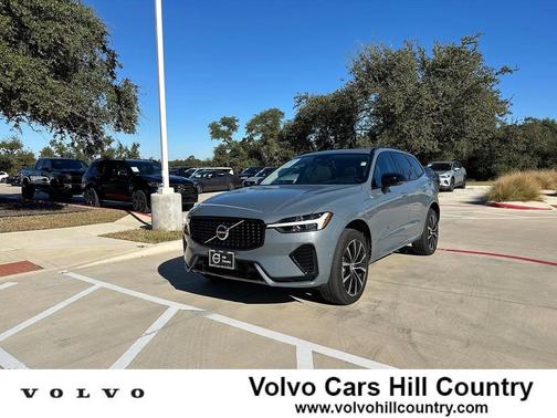 2023 Volvo XC60 Recharge Plug-In Hybrid T8 Ultimate Dark Theme