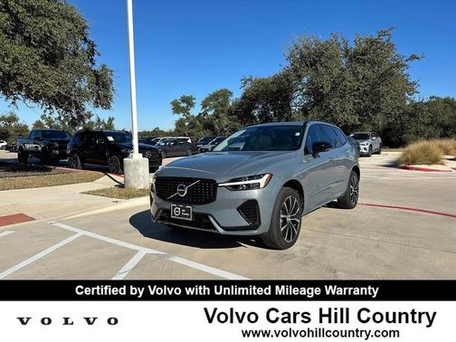 2023 Volvo XC60 Recharge Plug-In Hybrid T8 Ultimate Dark Theme