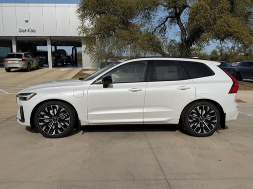 2026 Volvo XC60 Plug-In Hybrid Ultra, T8 AWD Electric/Gasoline, Dark