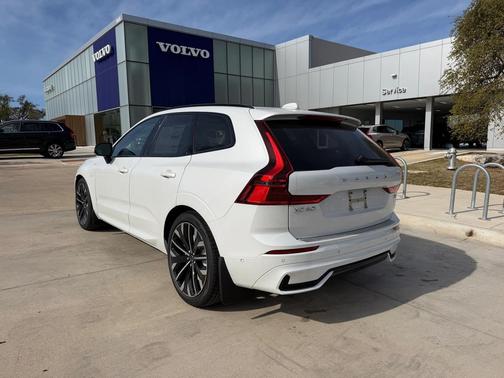 2026 Volvo XC60 Plug-In Hybrid Ultra, T8 AWD Electric/Gasoline, Dark
