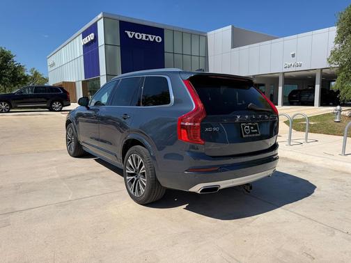 Denim Blue Metallic 2021 Volvo XC90 T5 Momentum