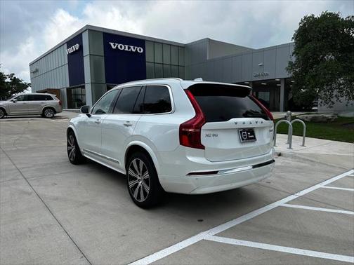 2023 Volvo XC90 B6 Ultimate 6-Seater