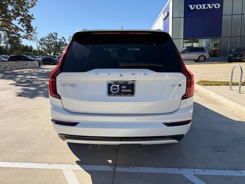 2026 Volvo XC90 B6 Ultra Dark Theme 7-Seater