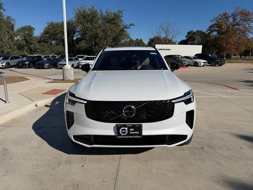 2026 Volvo XC90 B6 Ultra Dark Theme 7-Seater