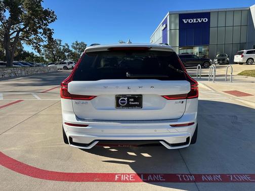 2026 Volvo XC60 B5 Ultra