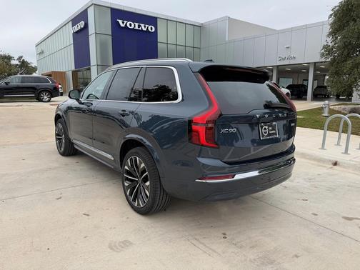 2026 Volvo XC90 B6 Ultra 7-Seater