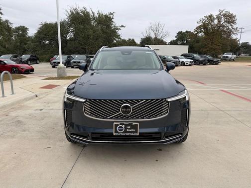 2026 Volvo XC90 B6 Ultra 7-Seater