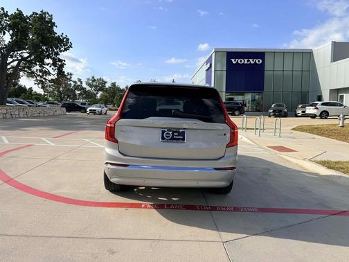 2023 Volvo XC90 B6 Plus 7-Seater