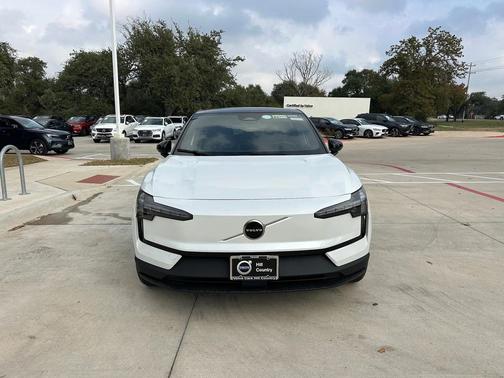 2025 Volvo EX30 Twin Motor Plus