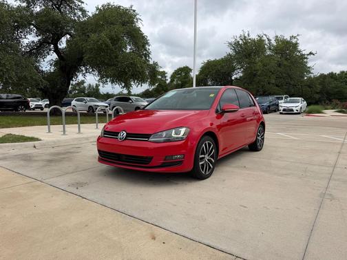 Tornado Red 2016 Volkswagen Golf TSI SE 4-Door