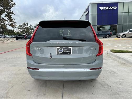 2025 Volvo XC90 B6 Plus 7-Seater