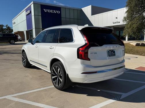2026 Volvo XC90 Core, B5 AWD Gas (mild hybrid), Gasoline, Bright, 7 Seats