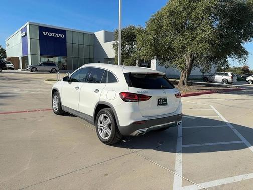 2021 Mercedes-Benz GLA 250 Base 4MATIC