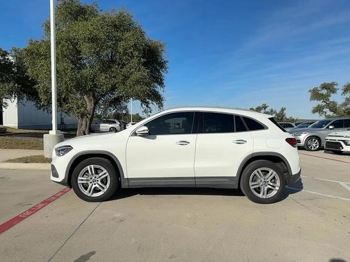 2021 Mercedes-Benz GLA 250 Base 4MATIC