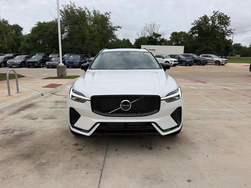 Crystal White Metallic 2026 Volvo XC60 Plug-In Hybrid Ultra, T8 AWD Electric/Gasoline, Dark