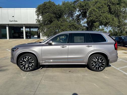 2026 Volvo XC90 B6 Plus 7-Seater