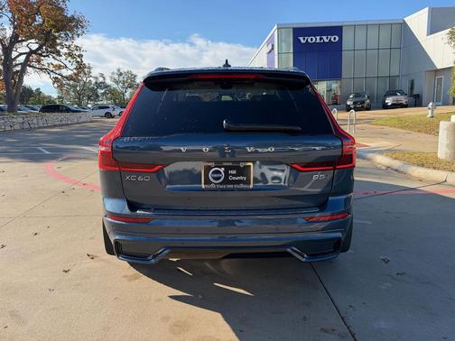 2026 Volvo XC60 B5 Ultra