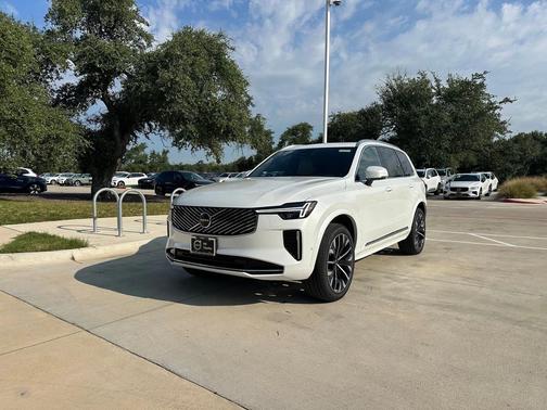 2026 Volvo XC90 B6 Plus 7-Seater