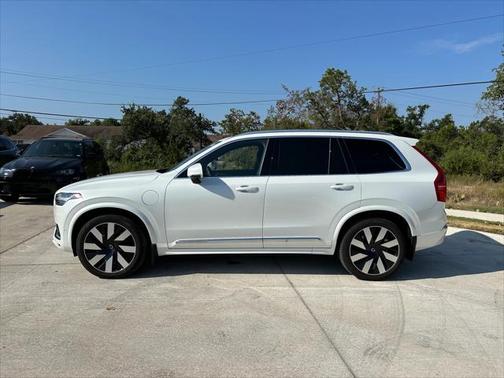 2024 Volvo XC90 Recharge Plug-In Hybrid T8 Ultimate Bright Theme 7-Seater