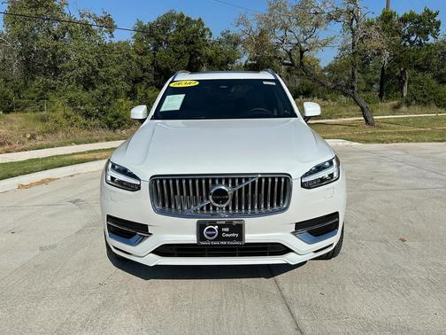 2024 Volvo XC90 Recharge Plug-In Hybrid T8 Ultimate Bright Theme 7-Seater