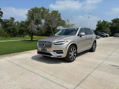 2024 Volvo XC90 Recharge Plug-In Hybrid T8 Ultimate Bright Theme 7-Seater