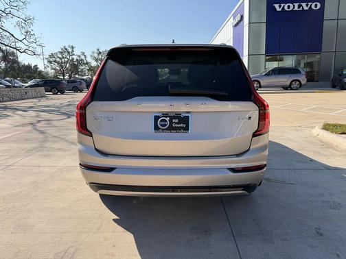 2026 Volvo XC90 Ultra Dark Theme, B6 AWD Gas (mild hybrid), Gasoline, 7 Seats