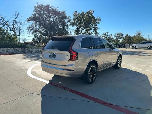 2026 Volvo XC90 B6 Plus 6-Seater