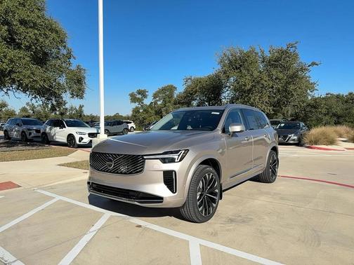 2026 Volvo XC90 B6 Plus 6-Seater