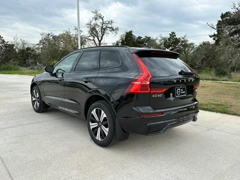 2024 Volvo XC60 Recharge Plug-In Hybrid T8 Plus Dark Theme
