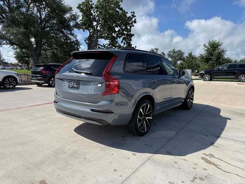 Thunder Grey Metallic 2023 Volvo XC90 Recharge Plug-In Hybrid T8 Ultimate Dark Theme 7-Seater