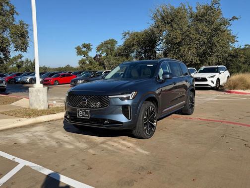 2026 Volvo XC90 B6 Ultra 7-Seater