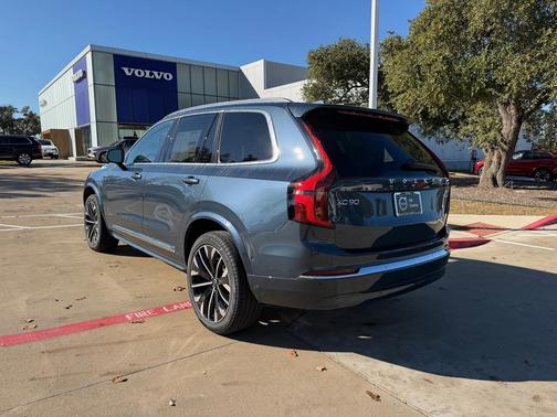 2026 Volvo XC90 B6 Ultra 7-Seater