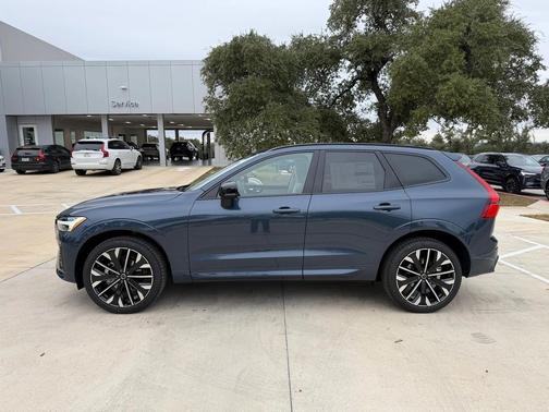 2026 Volvo XC60 B5 Ultra