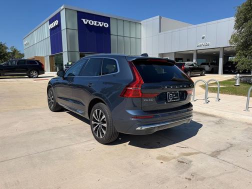 Denim Blue Metallic 2023 Volvo XC60 B5 Plus Bright Theme