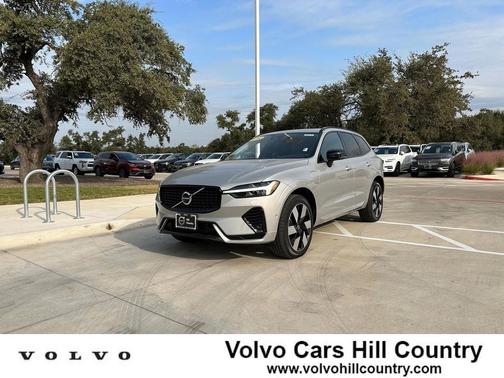 2024 Volvo XC60 Recharge Plug-In Hybrid T8 Plus Dark Theme