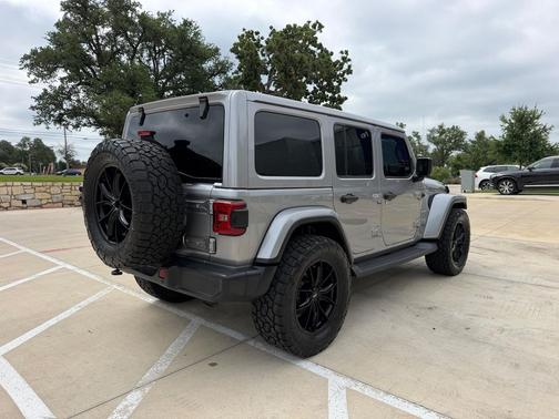 Billet Silver Metallic Clearcoat 2020 Jeep Wrangler Unlimited Sahara