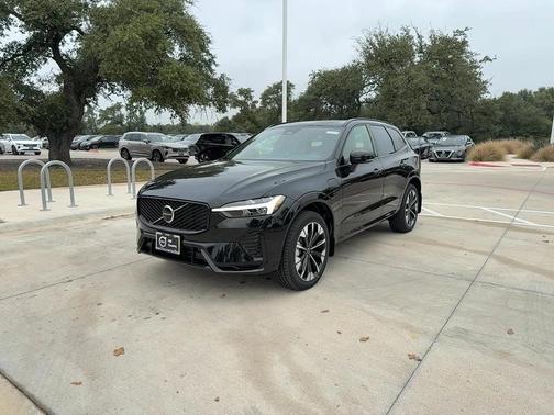 2026 Volvo XC60 Plug-In Hybrid T8 Plus