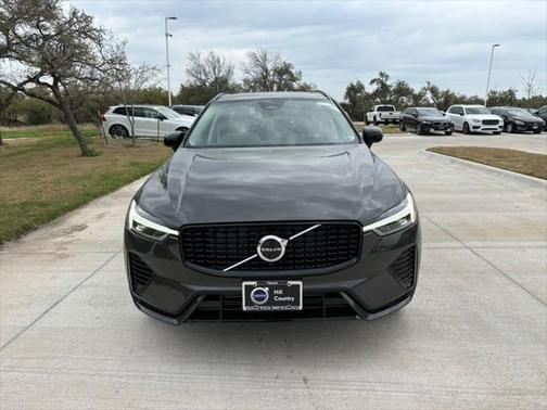 2024 Volvo XC60 Recharge Plug-In Hybrid T8 Plus Dark Theme