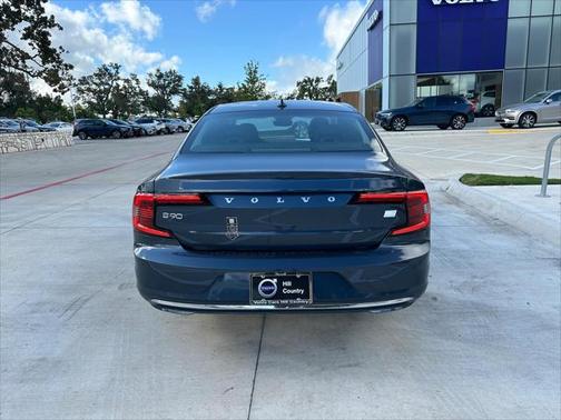 2024 Volvo S90 Recharge Plug-In Hybrid T8 Ultimate