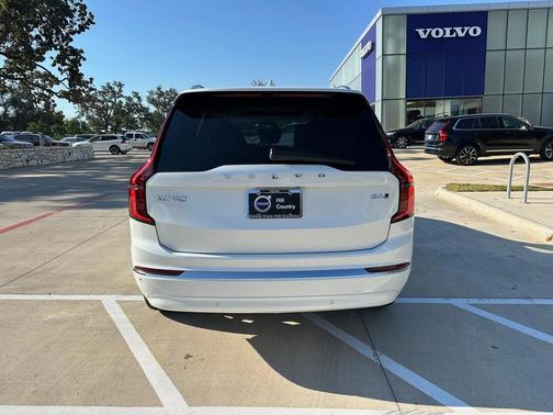2026 Volvo XC90 B6 Ultra 7-Seater
