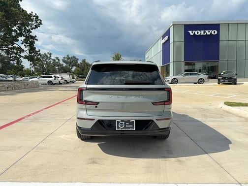 2025 Volvo EX90 Twin Motor Ultra