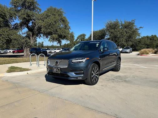 2024 Volvo XC90 B6 Plus Bright Theme 7-Seater