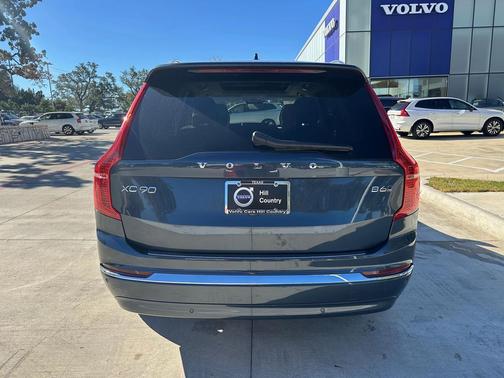 2024 Volvo XC90 B6 Plus Bright Theme 7-Seater
