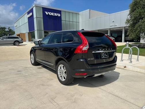 2015 Volvo XC60 T5 Premier Plus